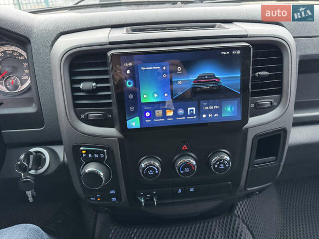 Серый Додж RAM 1500, объемом двигателя 2.99 л и пробегом 378 тыс. км за 26490 $, фото 22 на Automoto.ua