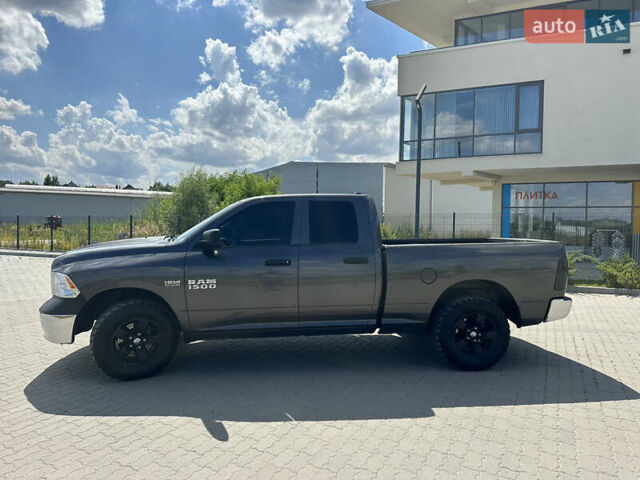 Серый Додж RAM 1500, объемом двигателя 5.7 л и пробегом 241 тыс. км за 24900 $, фото 9 на Automoto.ua