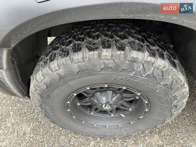 Серый Додж RAM 1500, объемом двигателя 2.99 л и пробегом 378 тыс. км за 26490 $, фото 12 на Automoto.ua