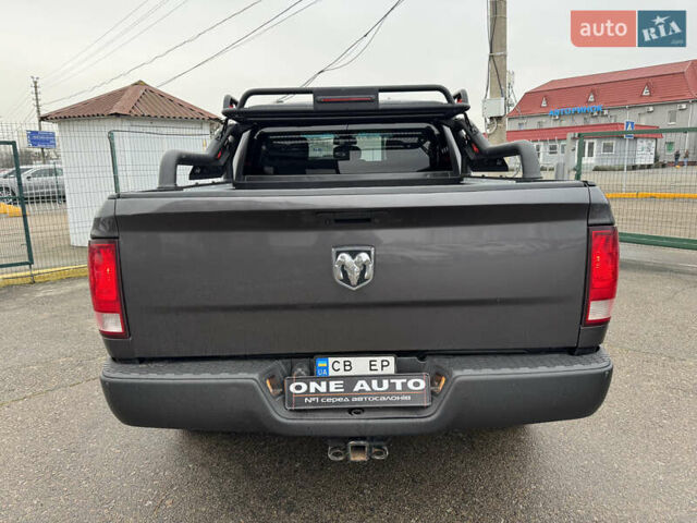 Серый Додж RAM 1500, объемом двигателя 2.99 л и пробегом 378 тыс. км за 26490 $, фото 7 на Automoto.ua