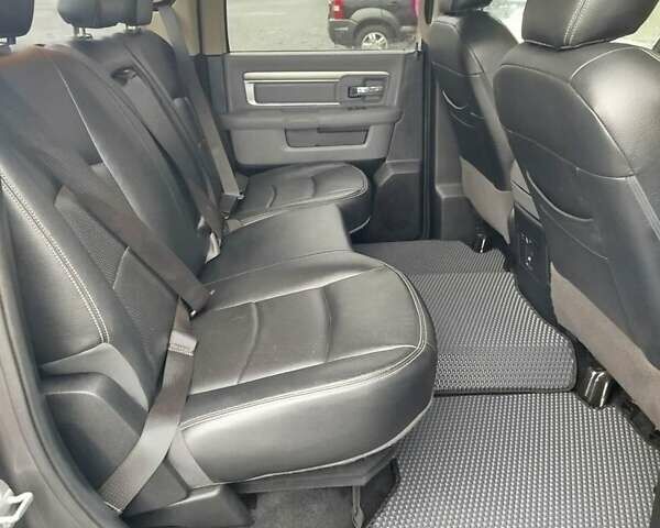 Серый Додж RAM 1500, объемом двигателя 3 л и пробегом 190 тыс. км за 27500 $, фото 6 на Automoto.ua