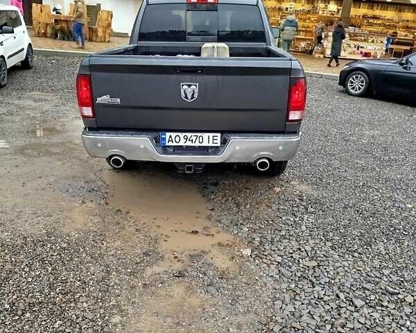 Серый Додж RAM 1500, объемом двигателя 3 л и пробегом 190 тыс. км за 27500 $, фото 1 на Automoto.ua