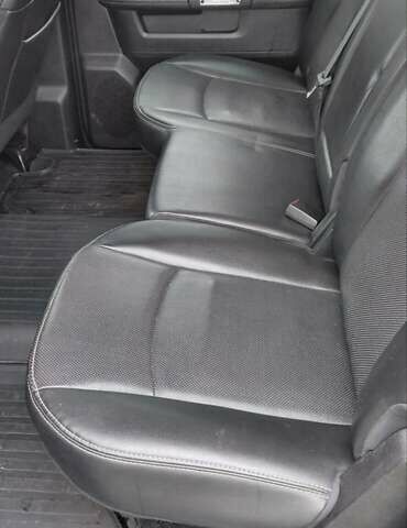 Серый Додж RAM 1500, объемом двигателя 3 л и пробегом 170 тыс. км за 34500 $, фото 9 на Automoto.ua