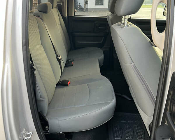 Серый Додж RAM 1500, объемом двигателя 2.99 л и пробегом 165 тыс. км за 26400 $, фото 14 на Automoto.ua