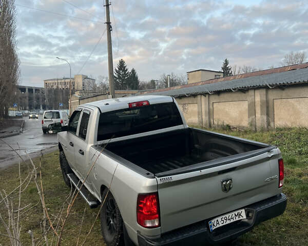 Серый Додж RAM 1500, объемом двигателя 2.99 л и пробегом 165 тыс. км за 26400 $, фото 22 на Automoto.ua
