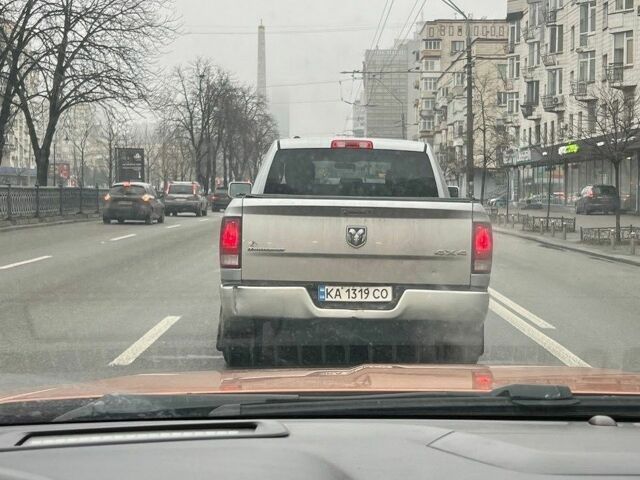 Серый Додж RAM 1500, объемом двигателя 3.6 л и пробегом 127 тыс. км за 18400 $, фото 1 на Automoto.ua