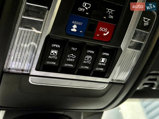 Додж RAM 1500 2019 в Харькове на Automoto.ua Серый Додж RAM 1500, объемом двигателя 5.7 л и пробегом 65 тыс. км за 60000 $, фото 41 на Automoto.ua