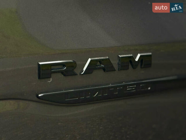 Додж RAM 1500 2019 в Харькове на Automoto.ua Серый Додж RAM 1500, объемом двигателя 5.7 л и пробегом 65 тыс. км за 60000 $, фото 15 на Automoto.ua
