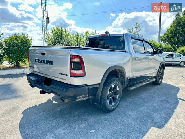 Серый Додж RAM 1500, объемом двигателя 5.7 л и пробегом 80 тыс. км за 39500 $, фото 2 на Automoto.ua