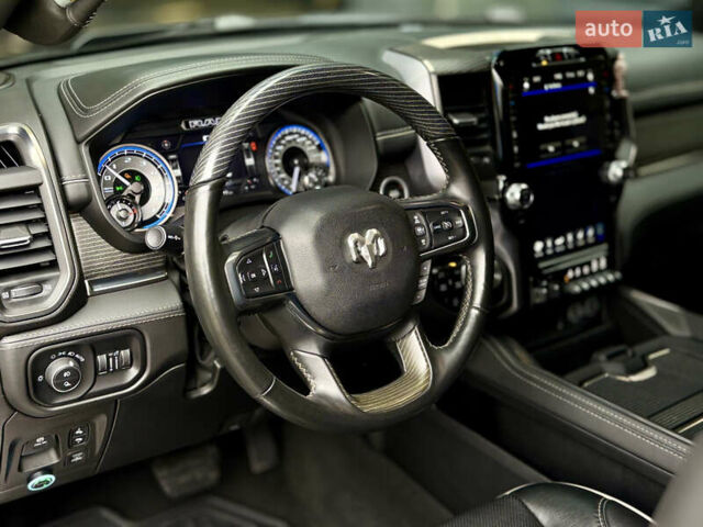 Додж RAM 1500 2019 в Харькове на Automoto.ua Серый Додж RAM 1500, объемом двигателя 5.7 л и пробегом 65 тыс. км за 60000 $, фото 34 на Automoto.ua