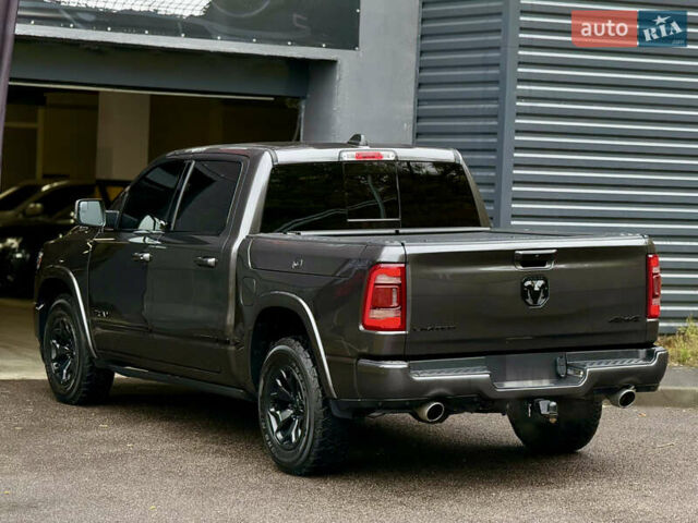 Додж RAM 1500 2019 в Харькове на Automoto.ua Серый Додж RAM 1500, объемом двигателя 5.7 л и пробегом 65 тыс. км за 60000 $, фото 5 на Automoto.ua