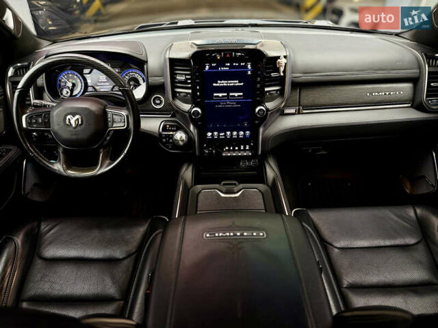 Додж RAM 1500 2019 в Харькове на Automoto.ua Серый Додж RAM 1500, объемом двигателя 5.7 л и пробегом 65 тыс. км за 60000 $, фото 31 на Automoto.ua