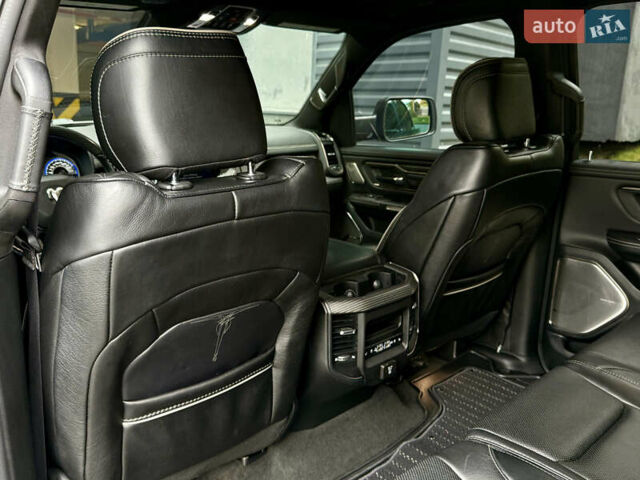 Додж RAM 1500 2019 в Харькове на Automoto.ua Серый Додж RAM 1500, объемом двигателя 5.7 л и пробегом 65 тыс. км за 60000 $, фото 24 на Automoto.ua