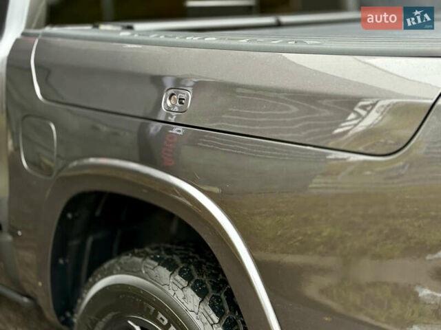 Додж RAM 1500 2019 в Харькове на Automoto.ua Серый Додж RAM 1500, объемом двигателя 5.7 л и пробегом 65 тыс. км за 60000 $, фото 16 на Automoto.ua