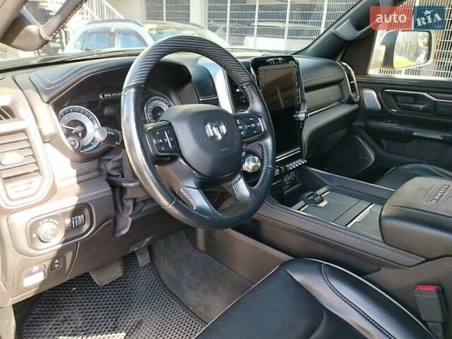 Сірий Додж RAM 1500, об'ємом двигуна 5.65 л та пробігом 40 тис. км за 42500 $, фото 58 на Automoto.ua