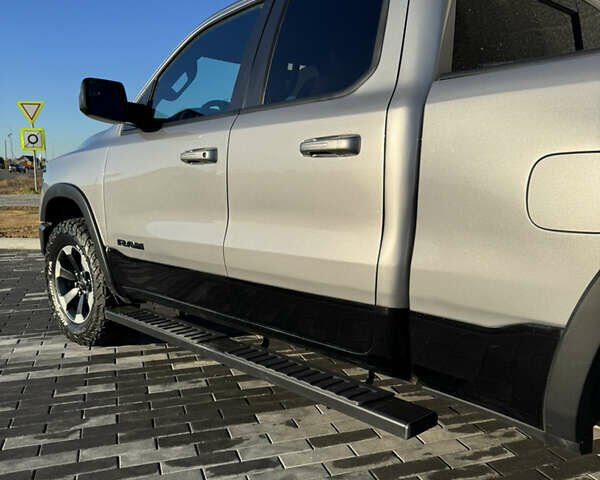 Серый Додж RAM 1500, объемом двигателя 3.61 л и пробегом 122 тыс. км за 28900 $, фото 5 на Automoto.ua