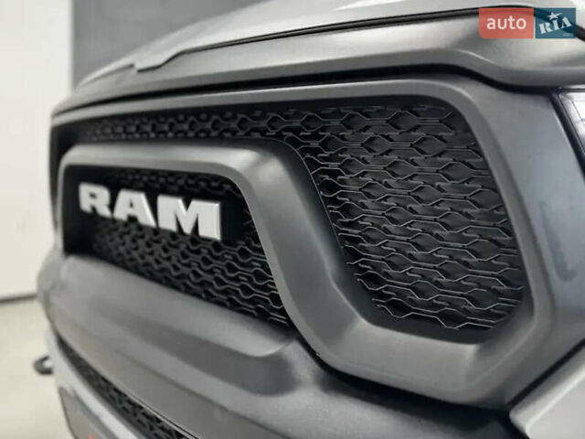 Серый Додж RAM 1500, объемом двигателя 3.61 л и пробегом 122 тыс. км за 28900 $, фото 23 на Automoto.ua
