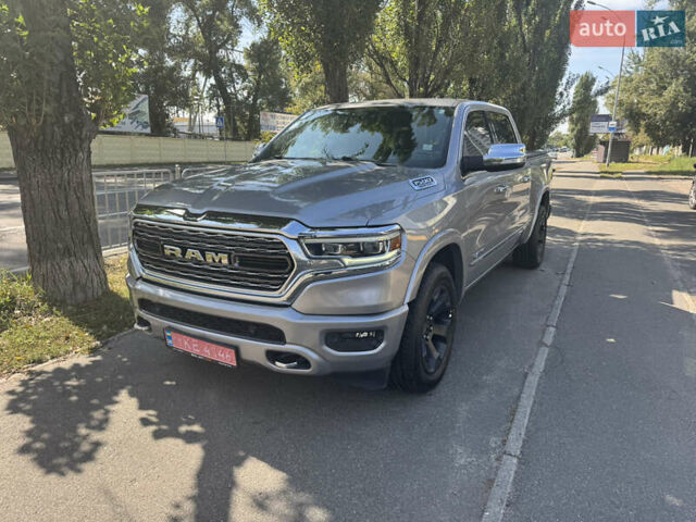 Серый Додж RAM 1500, объемом двигателя 0 л и пробегом 133 тыс. км за 60000 $, фото 2 на Automoto.ua