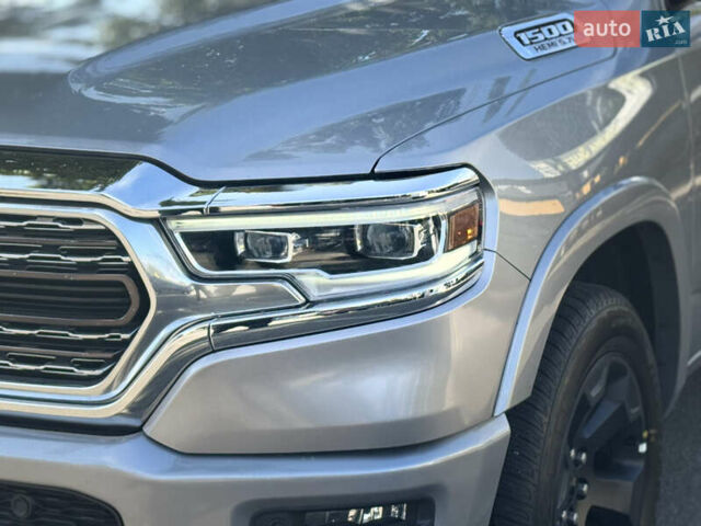 Серый Додж RAM 1500, объемом двигателя 0 л и пробегом 133 тыс. км за 60000 $, фото 4 на Automoto.ua