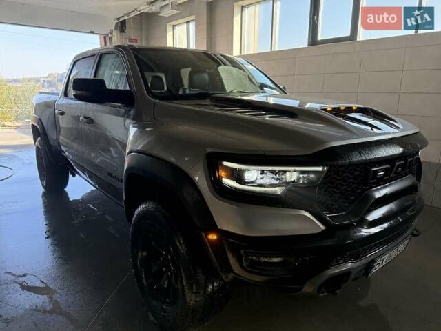 Серый Додж RAM 1500, объемом двигателя 6.2 л и пробегом 36 тыс. км за 130000 $, фото 23 на Automoto.ua