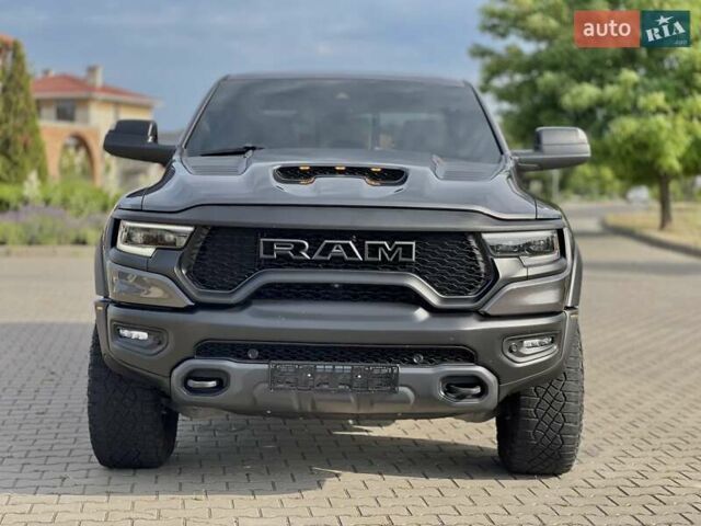 Серый Додж RAM 1500, объемом двигателя 6.2 л и пробегом 44 тыс. км за 108900 $, фото 16 на Automoto.ua