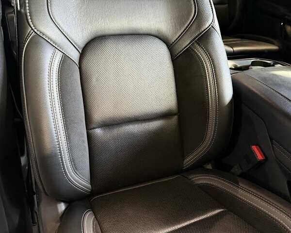 Серый Додж RAM 1500, объемом двигателя 6.2 л и пробегом 36 тыс. км за 130000 $, фото 9 на Automoto.ua