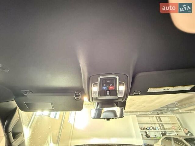 Серый Додж RAM 1500, объемом двигателя 6.2 л и пробегом 36 тыс. км за 130000 $, фото 24 на Automoto.ua