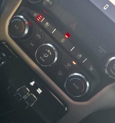 Сірий Додж RAM 1500, об'ємом двигуна 3 л та пробігом 49 тис. км за 63500 $, фото 14 на Automoto.ua