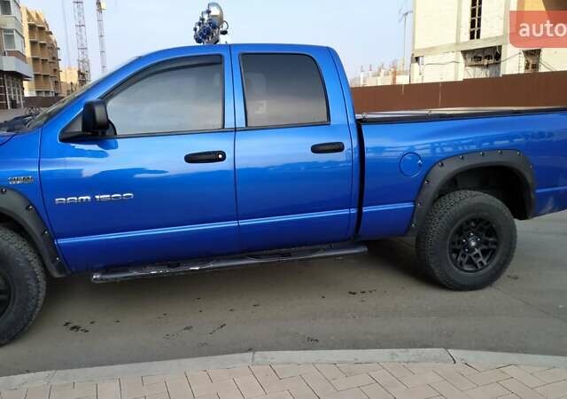Синій Додж RAM 1500, об'ємом двигуна 5.7 л та пробігом 225 тис. км за 13950 $, фото 2 на Automoto.ua