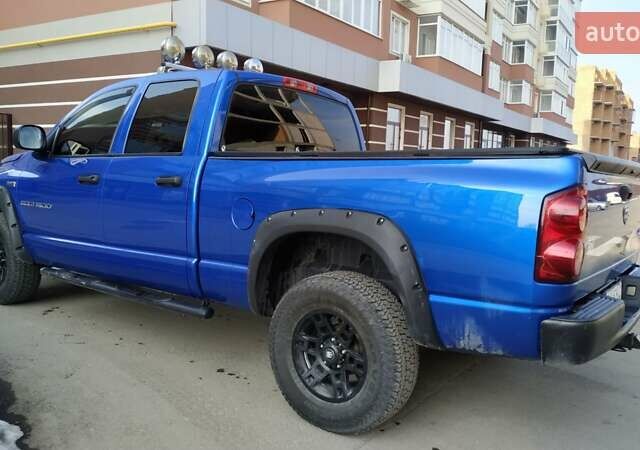 Синій Додж RAM 1500, об'ємом двигуна 5.7 л та пробігом 225 тис. км за 13950 $, фото 3 на Automoto.ua