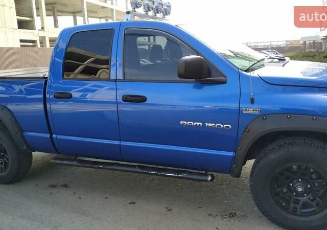 Синій Додж RAM 1500, об'ємом двигуна 5.7 л та пробігом 225 тис. км за 13950 $, фото 8 на Automoto.ua
