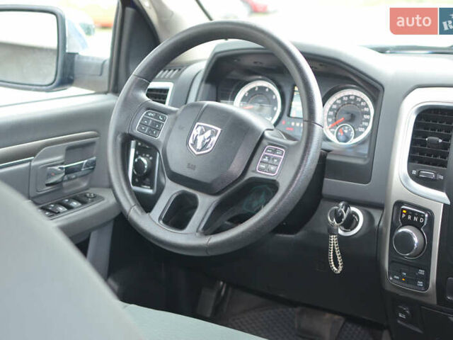 Синій Додж RAM 1500, об'ємом двигуна 5.7 л та пробігом 135 тис. км за 23900 $, фото 24 на Automoto.ua