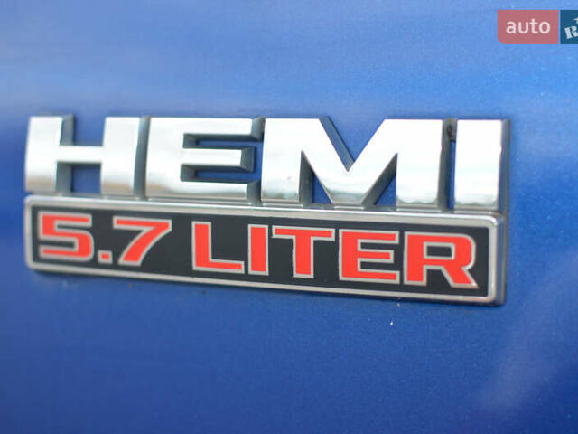 Синій Додж RAM 1500, об'ємом двигуна 5.7 л та пробігом 135 тис. км за 23900 $, фото 8 на Automoto.ua