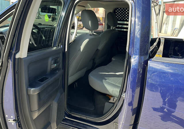 Синий Додж RAM 1500, объемом двигателя 3.6 л и пробегом 255 тыс. км за 17200 $, фото 6 на Automoto.ua