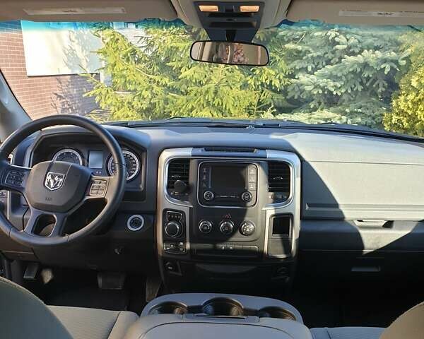 Синий Додж RAM 1500, объемом двигателя 5.7 л и пробегом 104 тыс. км за 26700 $, фото 8 на Automoto.ua