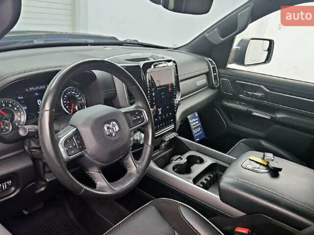 Синий Додж RAM 1500, объемом двигателя 5.7 л и пробегом 36 тыс. км за 3000 $, фото 6 на Automoto.ua