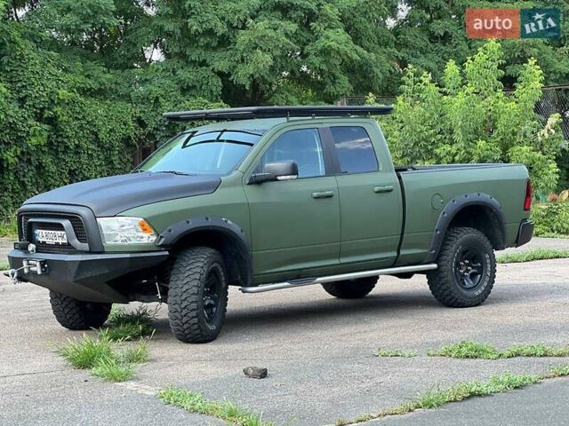 Зеленый Додж RAM 1500, объемом двигателя 5.7 л и пробегом 148 тыс. км за 28500 $, фото 2 на Automoto.ua