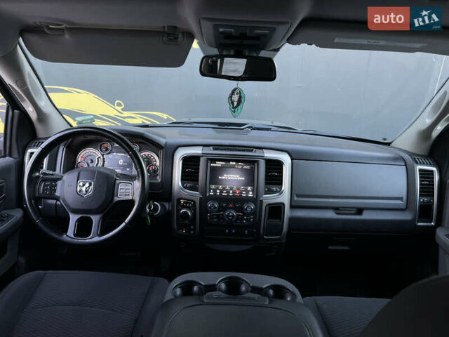 Черный Додж RAM 2500, объемом двигателя 3.61 л и пробегом 83 тыс. км за 24500 $, фото 23 на Automoto.ua