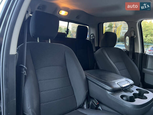 Черный Додж RAM 2500, объемом двигателя 3.61 л и пробегом 83 тыс. км за 24500 $, фото 19 на Automoto.ua