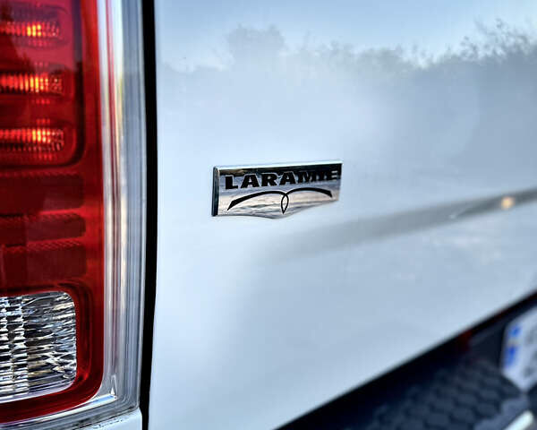 Белый Додж RAM 3500, объемом двигателя 6.69 л и пробегом 26 тыс. км за 69999 $, фото 8 на Automoto.ua