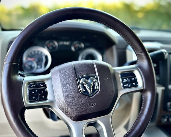 Белый Додж RAM 3500, объемом двигателя 6.69 л и пробегом 26 тыс. км за 69999 $, фото 12 на Automoto.ua