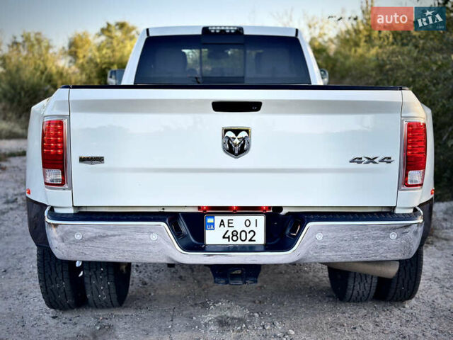 Белый Додж RAM 3500, объемом двигателя 6.69 л и пробегом 26 тыс. км за 69999 $, фото 6 на Automoto.ua