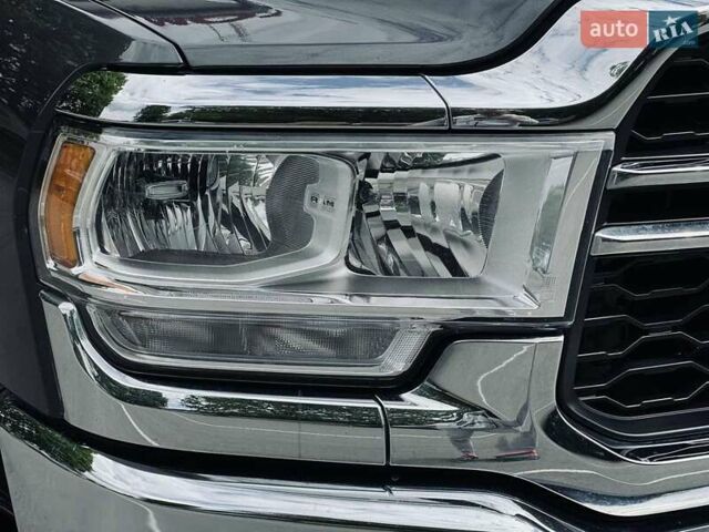 Серый Додж RAM 3500, объемом двигателя 6.7 л и пробегом 35 тыс. км за 99900 $, фото 25 на Automoto.ua