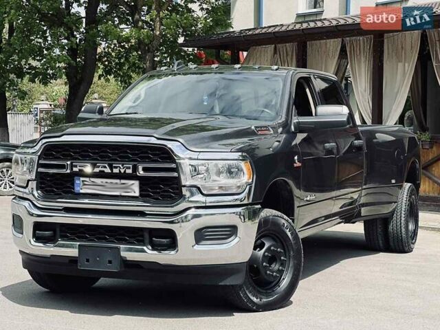 Серый Додж RAM 3500, объемом двигателя 6.7 л и пробегом 35 тыс. км за 99900 $, фото 24 на Automoto.ua