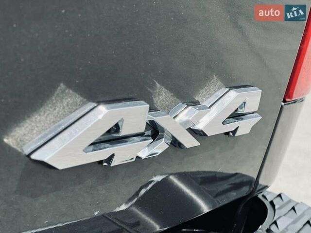 Серый Додж RAM 3500, объемом двигателя 6.7 л и пробегом 35 тыс. км за 99900 $, фото 35 на Automoto.ua