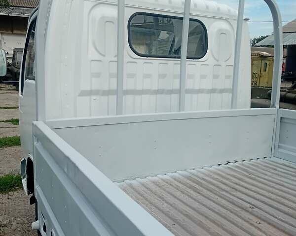 Білий Донг Фенг ДФ-20, об'ємом двигуна 3.71 л та пробігом 70 тис. км за 3500 $, фото 7 на Automoto.ua