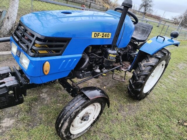 Синій Донг Фенг ДФ-240, об'ємом двигуна 1.5 л та пробігом 16 тис. км за 100 $, фото 1 на Automoto.ua