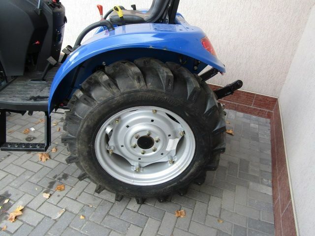 Донг Фенг Інша, об'ємом двигуна 4.04 л та пробігом 1 тис. км за 8400 $, фото 4 на Automoto.ua