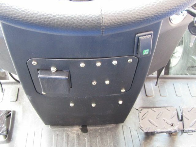 Донг Фенг Інша, об'ємом двигуна 4.04 л та пробігом 1 тис. км за 8400 $, фото 10 на Automoto.ua