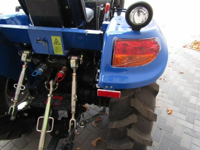 Донг Фенг Інша, об'ємом двигуна 4.04 л та пробігом 1 тис. км за 8400 $, фото 14 на Automoto.ua